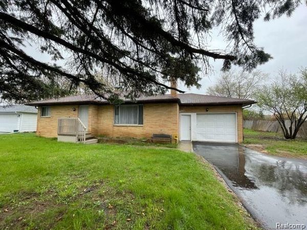 5122 W BRISTOL Road , Flint Township, Mi 48507