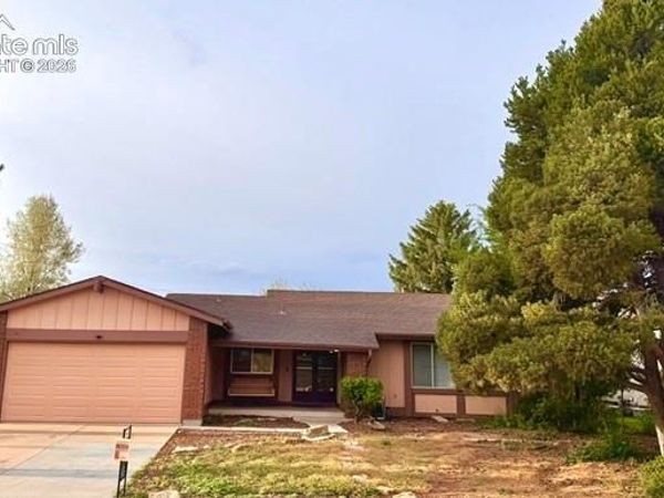 569 Red Cliff Road, Colorado Springs, CO 80906