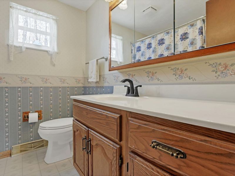 2833 Sunset View Court, Columbus, OH 43207 Photo 20