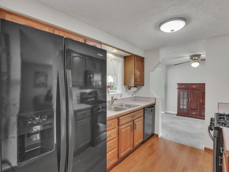 2833 Sunset View Court, Columbus, OH 43207 Photo 9
