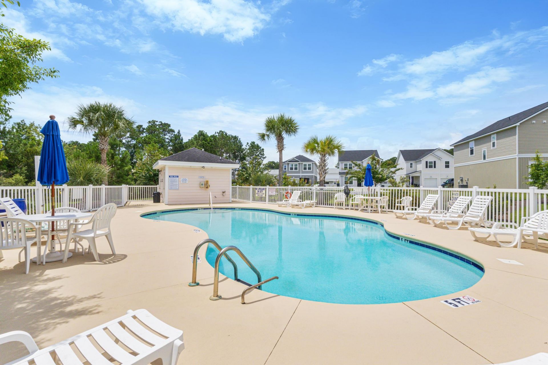 4211 Hibiscus Dr. Photo 23