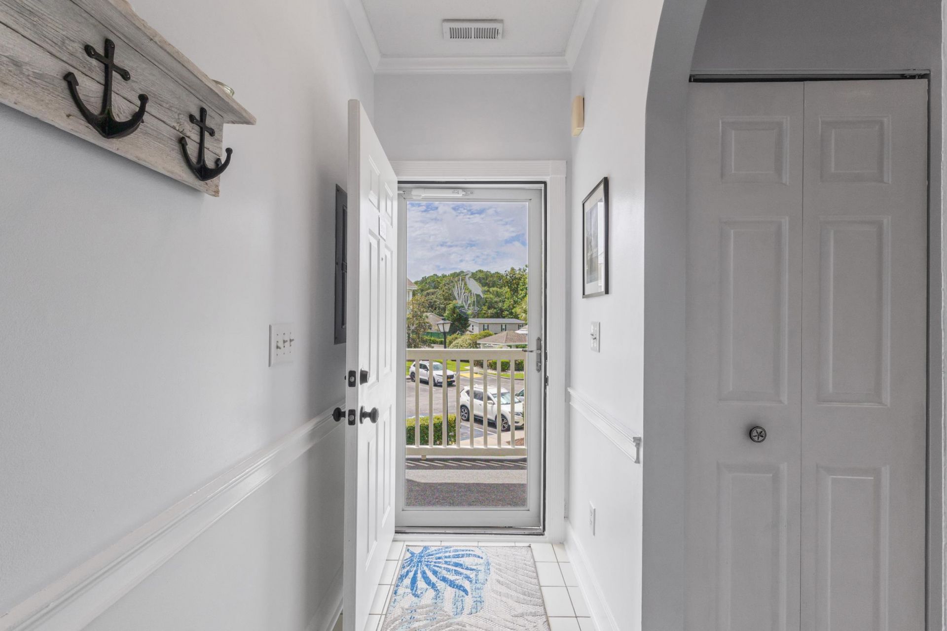 4211 Hibiscus Dr. Photo 8