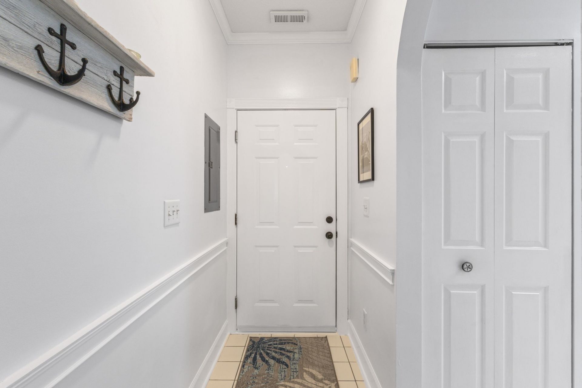 4211 Hibiscus Dr. Photo 9