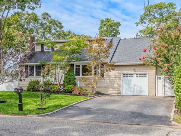 16 Hewitt Boulevard, Center Moriches, NY 11934