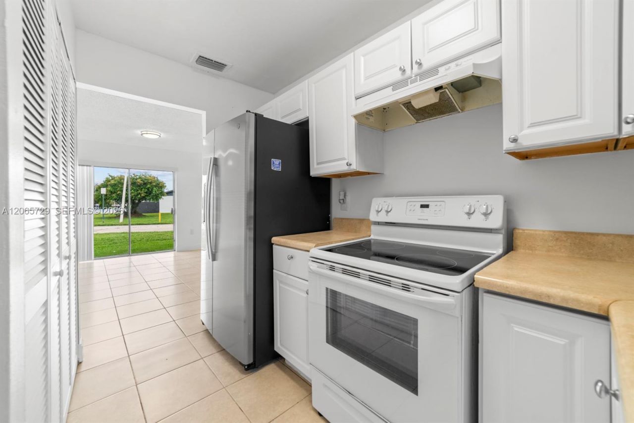 19528 NW 55th Cir Pl , Unit 19528, Miami Gardens, FL 33055 Photo