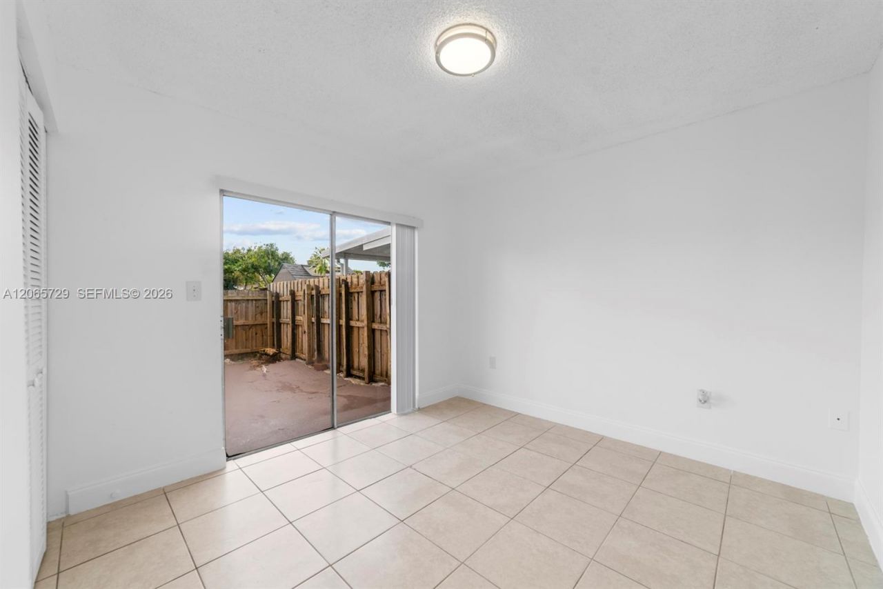 19528 NW 55th Cir Pl , Unit 19528, Miami Gardens, FL 33055 Photo