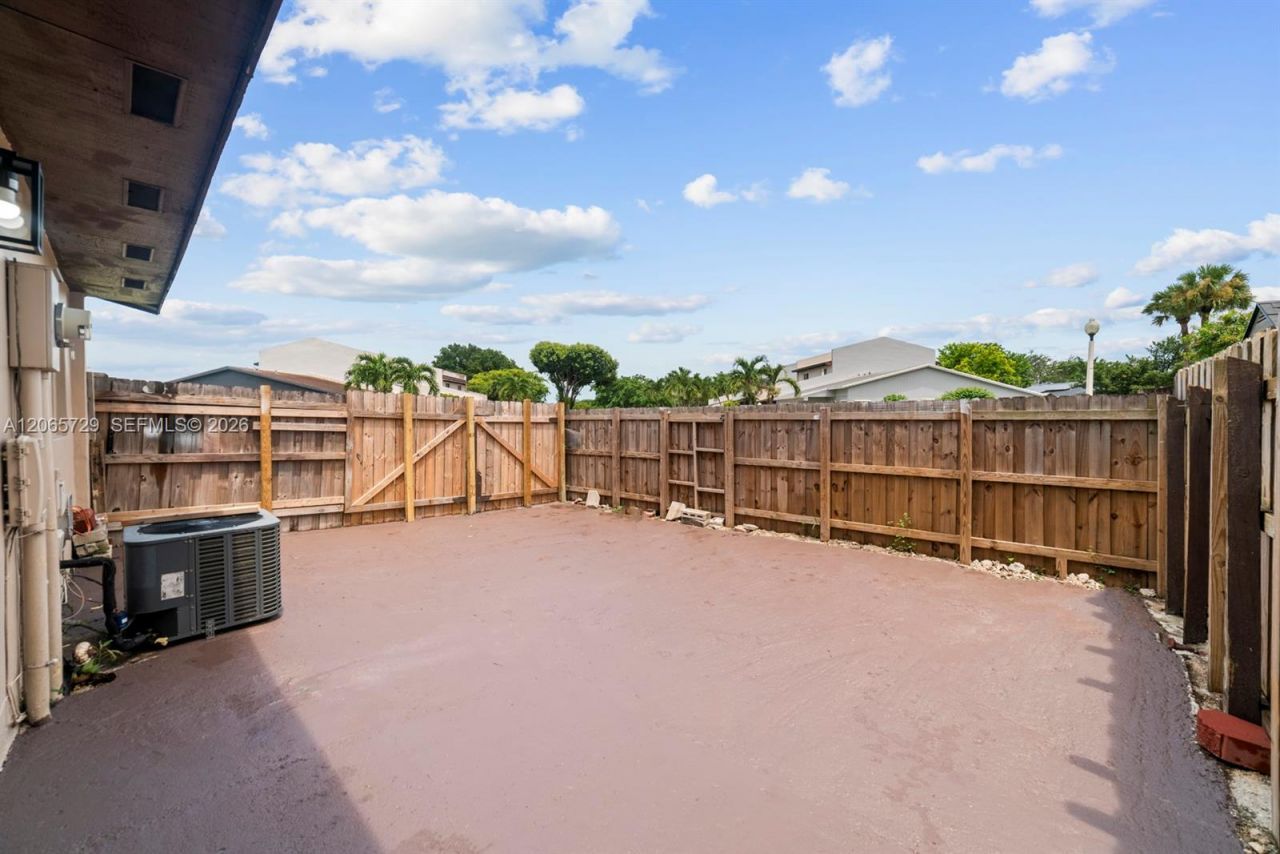 19528 NW 55th Cir Pl , Unit 19528, Miami Gardens, FL 33055 Photo