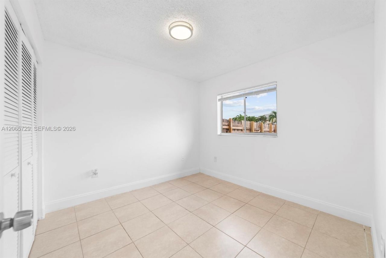 19528 NW 55th Cir Pl , Unit 19528, Miami Gardens, FL 33055 Photo