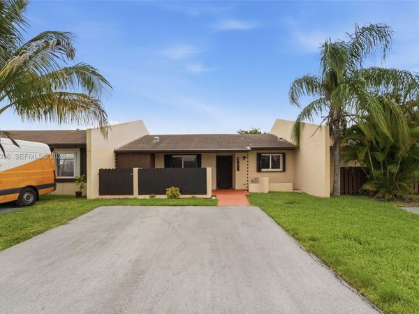 11601 SW 123rd Ave, Miami, FL 33186