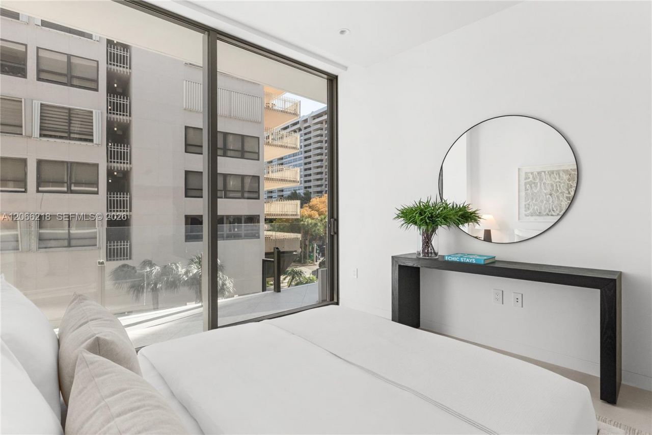 5 Grove Isle , Unit 301, Coconut Grove, FL 33133 Photo