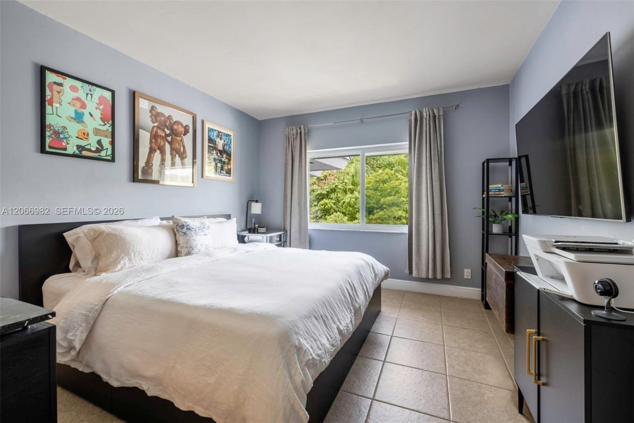 100 Edgewater Dr , Unit 309, Coral Gables, FL 33133 Photo