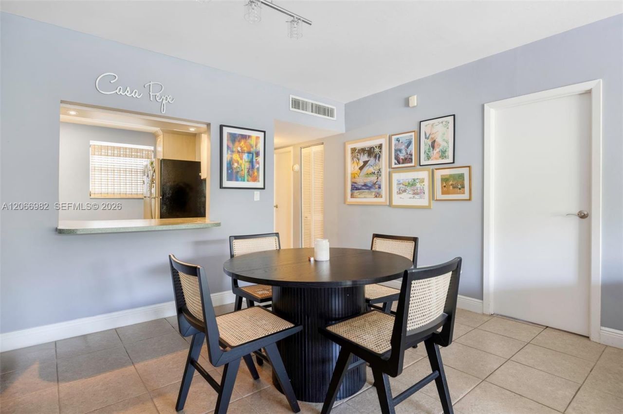 100 Edgewater Dr , Unit 309, Coral Gables, FL 33133 Photo
