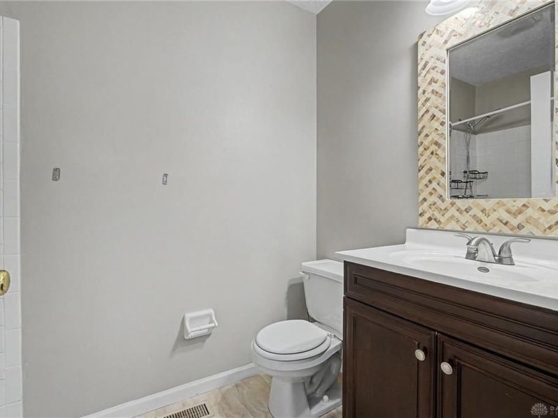 2263 Polo Park Drive, Dayton, OH 45439 Photo 34