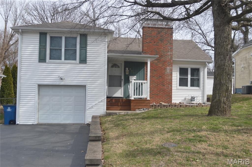 328 Sycamore Street, Collinsville, IL 62234 Main Photo