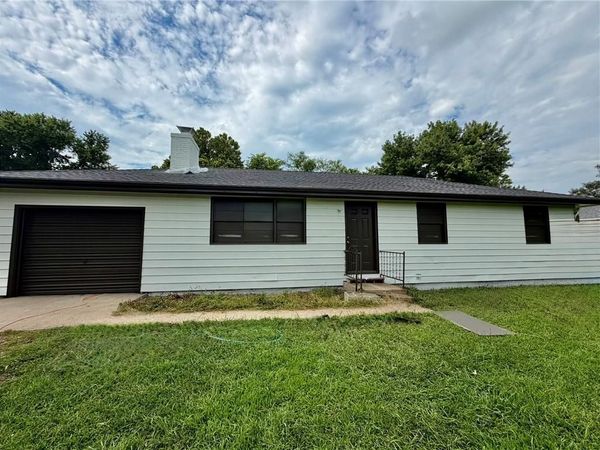 502 JENNIFER Lane, Garden City, MO 64747