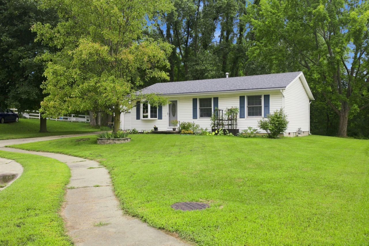 1313 101st Ave Court W, Rock Island, IL 61201 Main Photo
