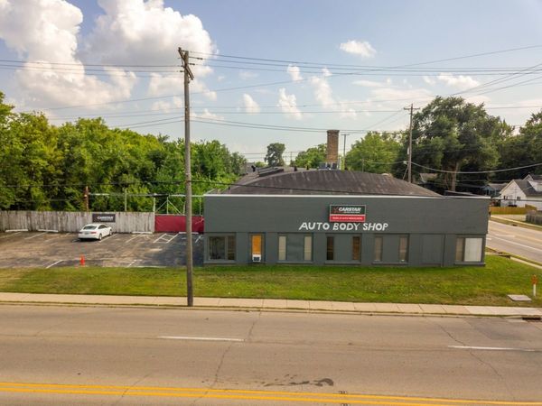 3238 W State Street , Rockford, IL 61102