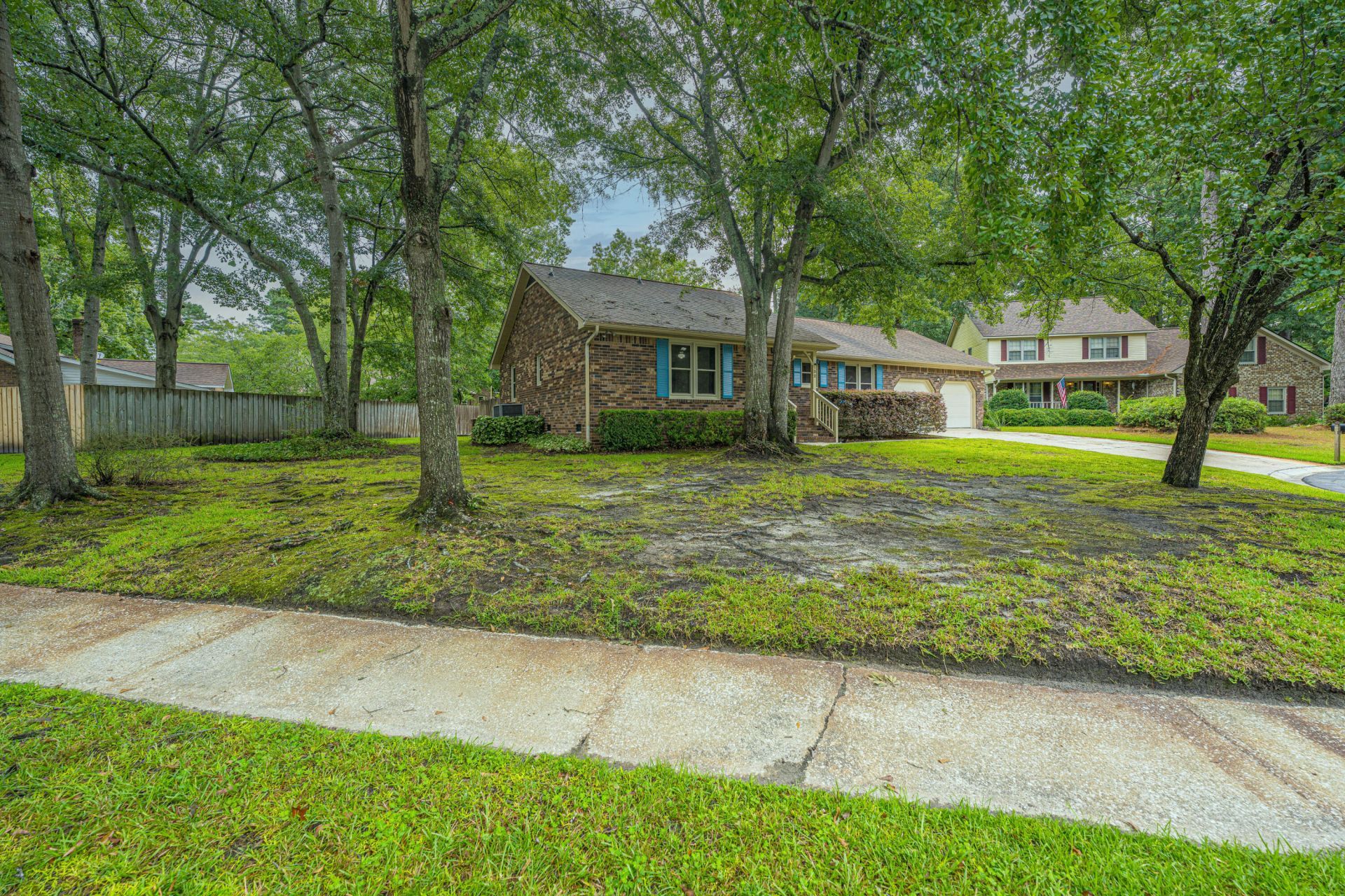 132 Harrow Place Photo 4