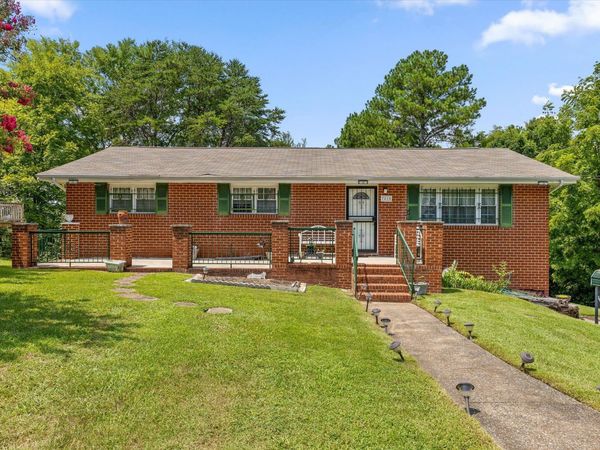 7810 Holiday Hills Circle, Chattanooga, TN 37416