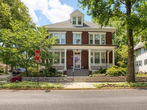 90 E RIDGE STREET , CARLISLE, PA 17013
