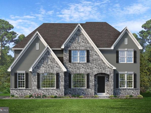 1023 GLASCO DRIVE , PENNSBURG, PA 18073
