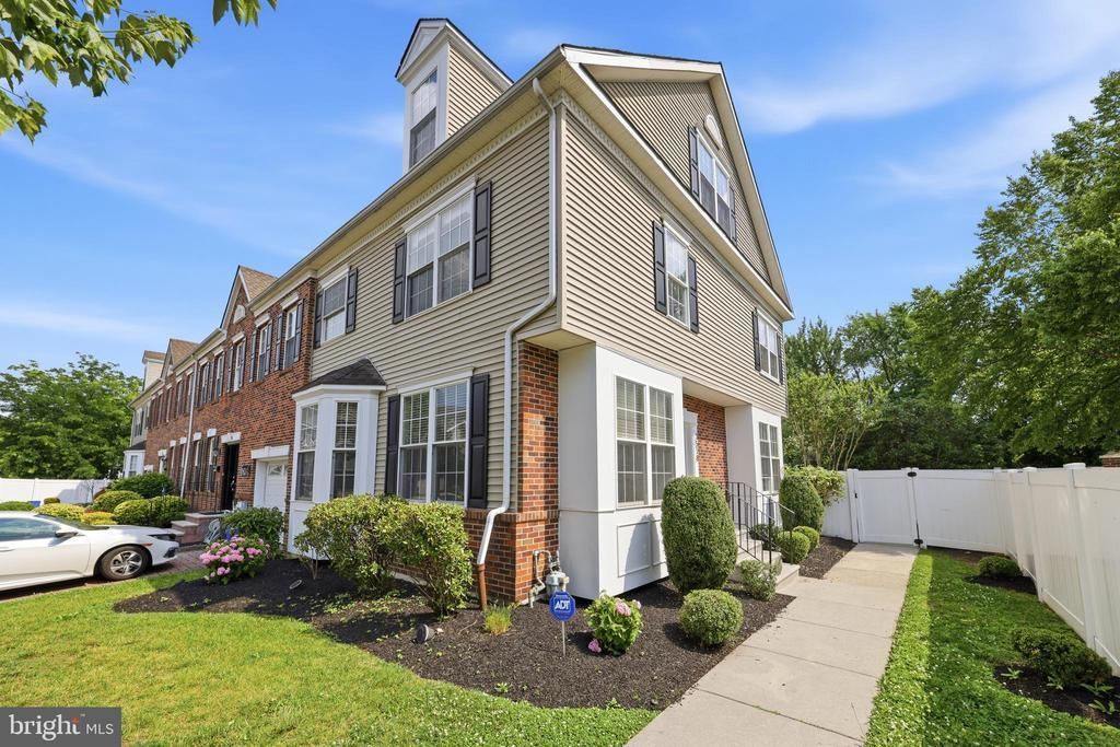 3518 Trevi Court, Philadelphia, PA 19145 Main Photo