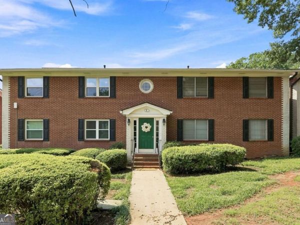 4282 Roswell Road NE, Unit E2, Atlanta, GA 30342