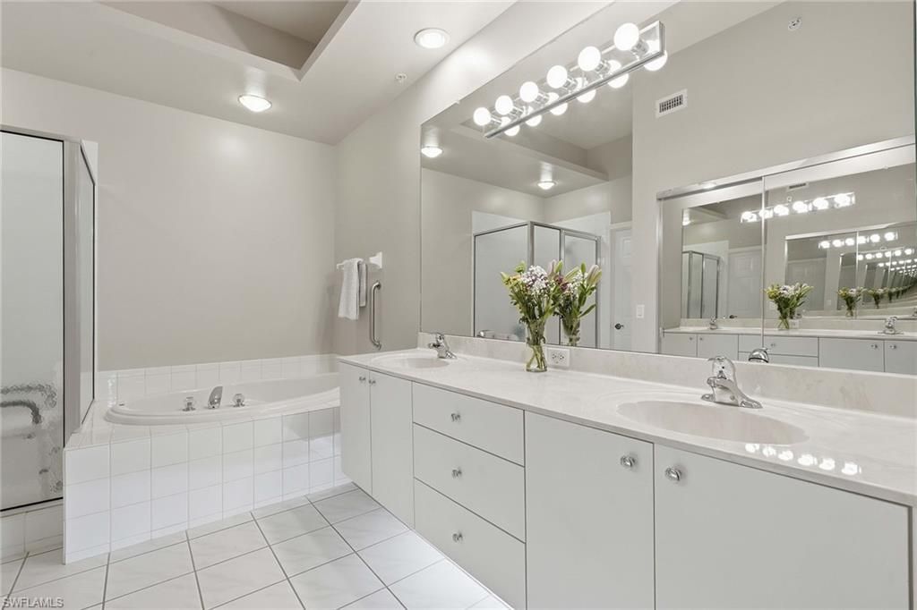 14515 Grey Fox Run, Unit 119, Naples, FL 34110 Photo