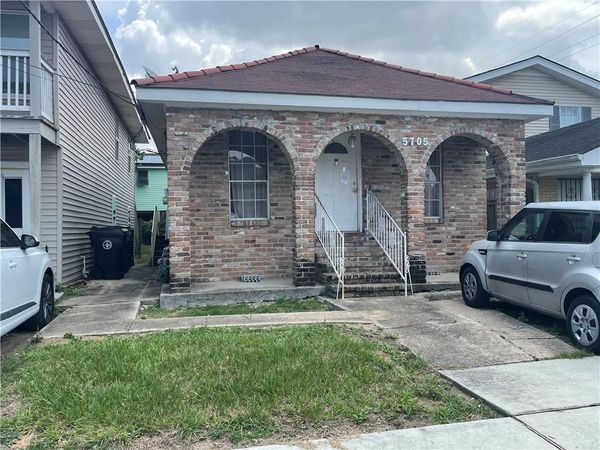 5705 LAFAYE Street , New Orleans, LA 70122