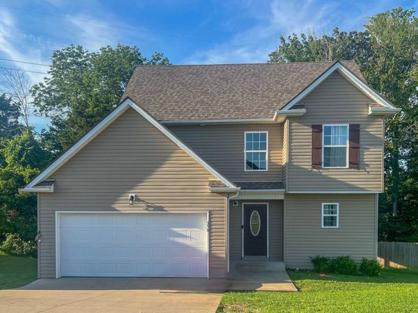 358 Chalet Cir, Clarksville, TN 37040