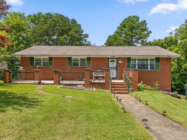 7810 Holiday Hills Circle , Chattanooga, TN 37416