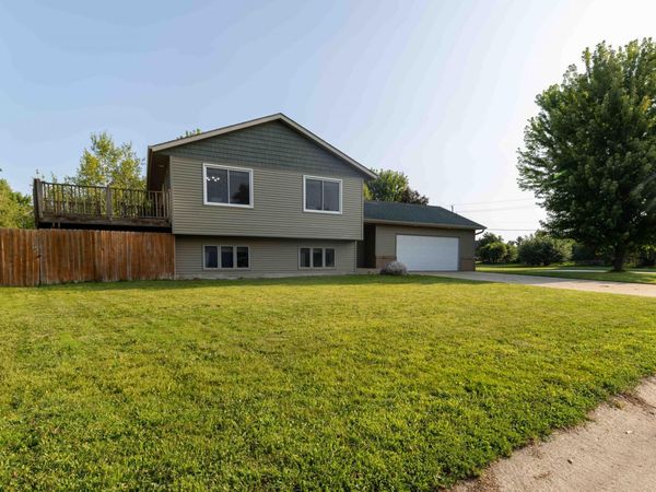 112 Parkside Street, Mankato, MN 56001