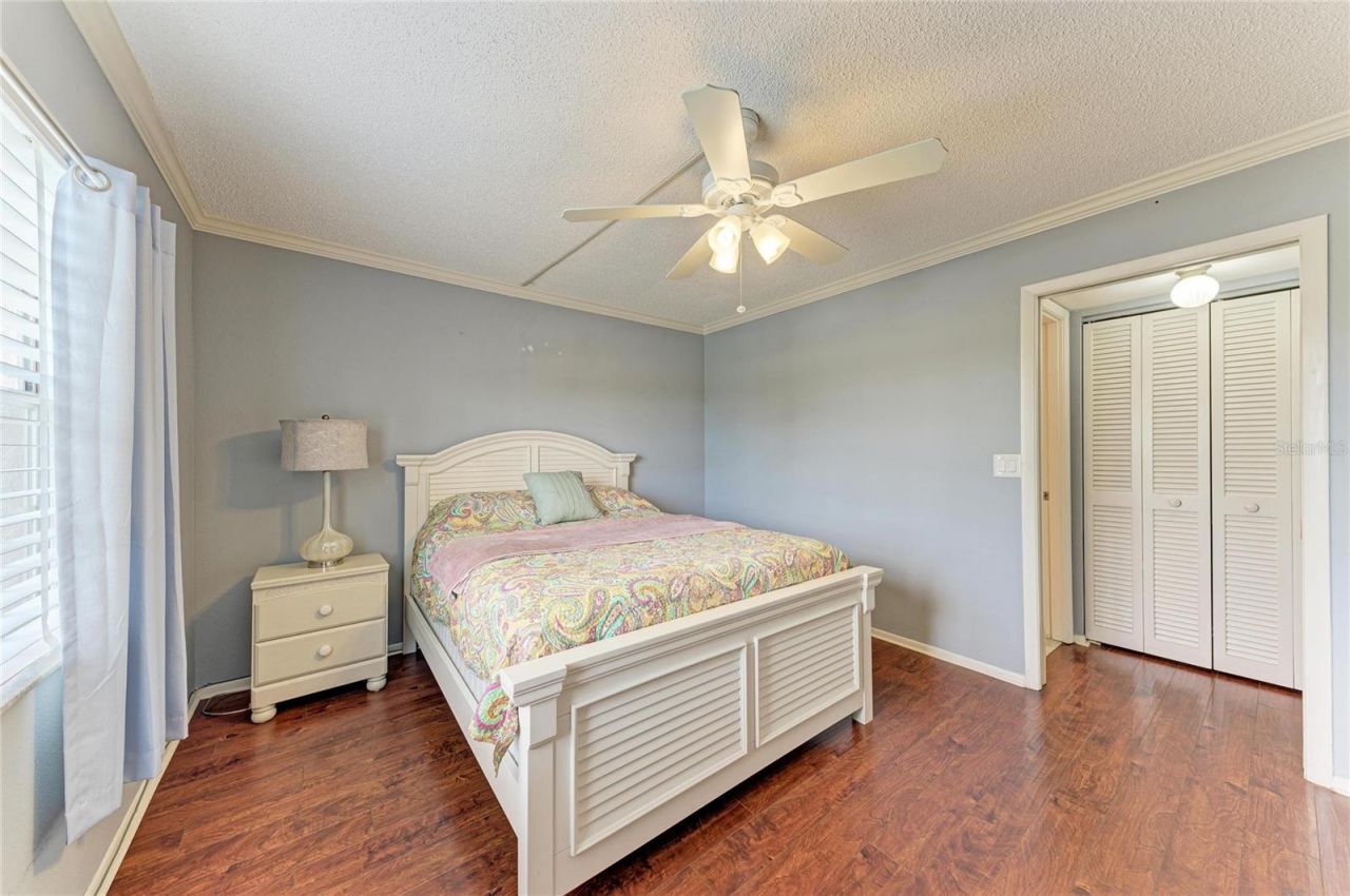 6999 W Country Club Drive N, Unit 123, Sarasota, FL 34243 Photo