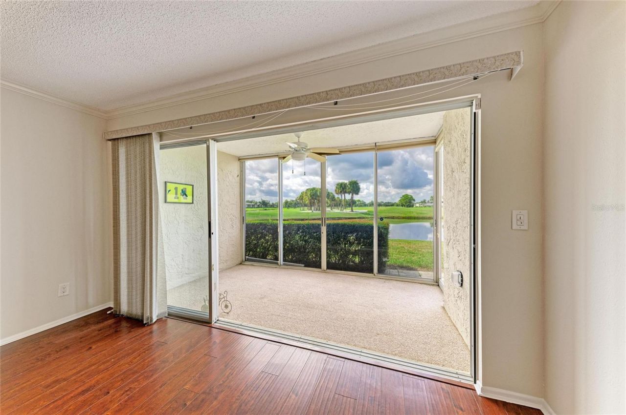 6999 W Country Club Drive N, Unit 123, Sarasota, FL 34243 Photo