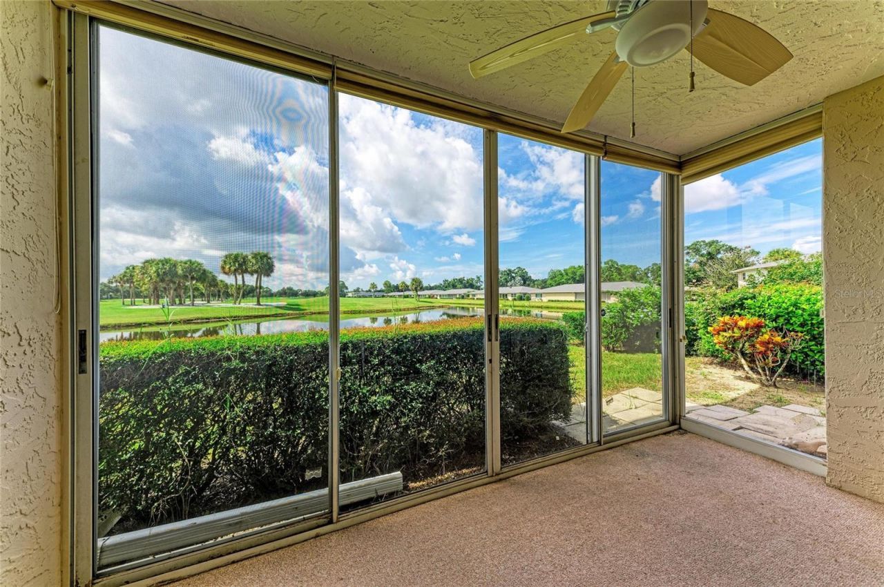 6999 W Country Club Drive N, Unit 123, Sarasota, FL 34243 Photo