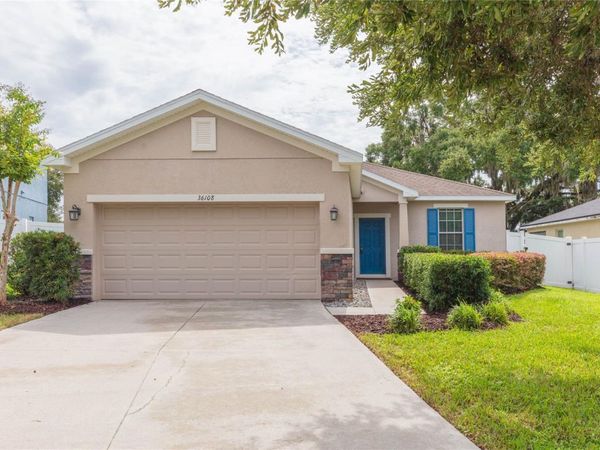 36108 LAGUNA HILLS CIRCLE , ZEPHYRHILLS, FL 33541