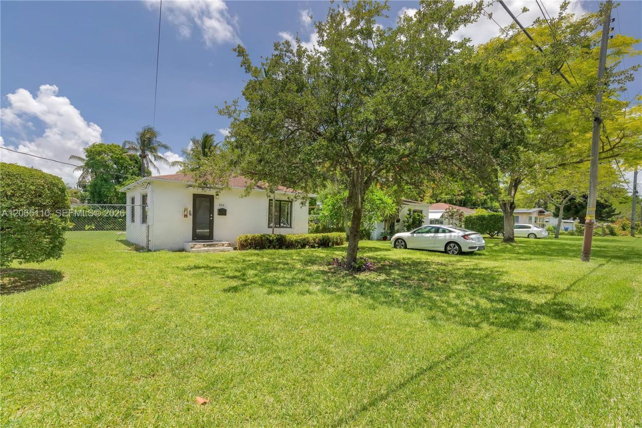 510 NW 90th St , Unincorporated Dade County, FL 33150 Photo
