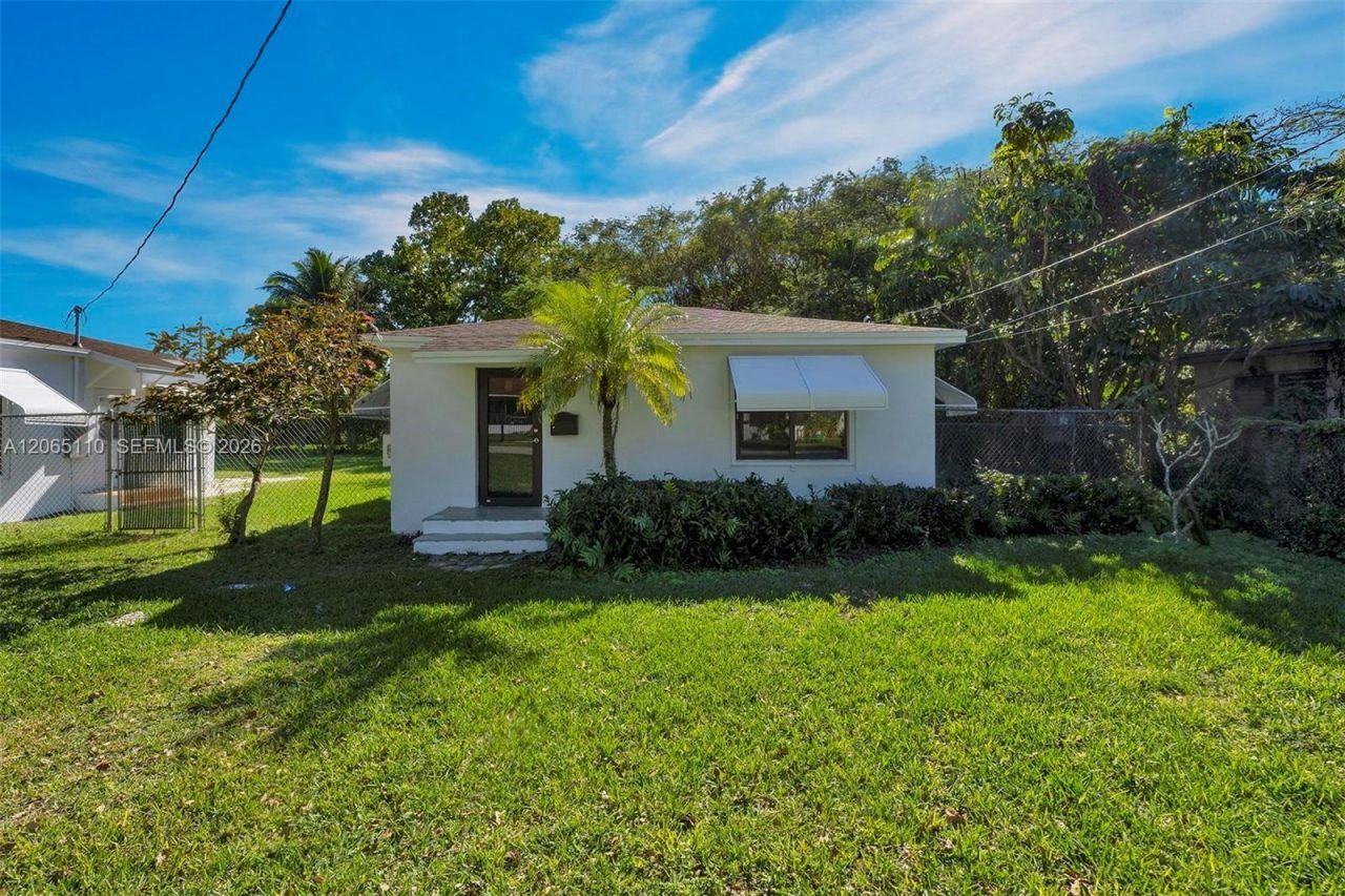 510 NW 90th St , Unincorporated Dade County, FL 33150 Photo