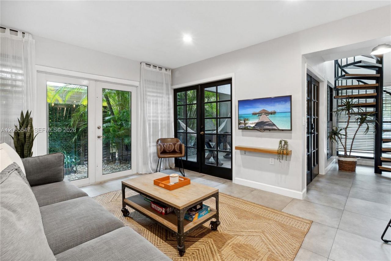 3143 Virginia St, Unit 3, Coconut Grove, FL 33133 Photo