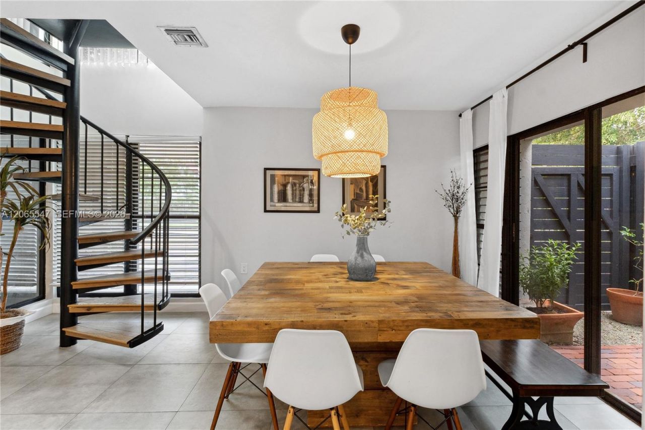 3143 Virginia St, Unit 3, Coconut Grove, FL 33133 Photo