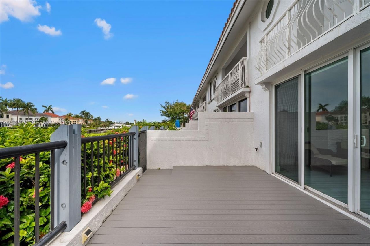 3750 NE 209 Ter , Aventura, FL 33180 Photo