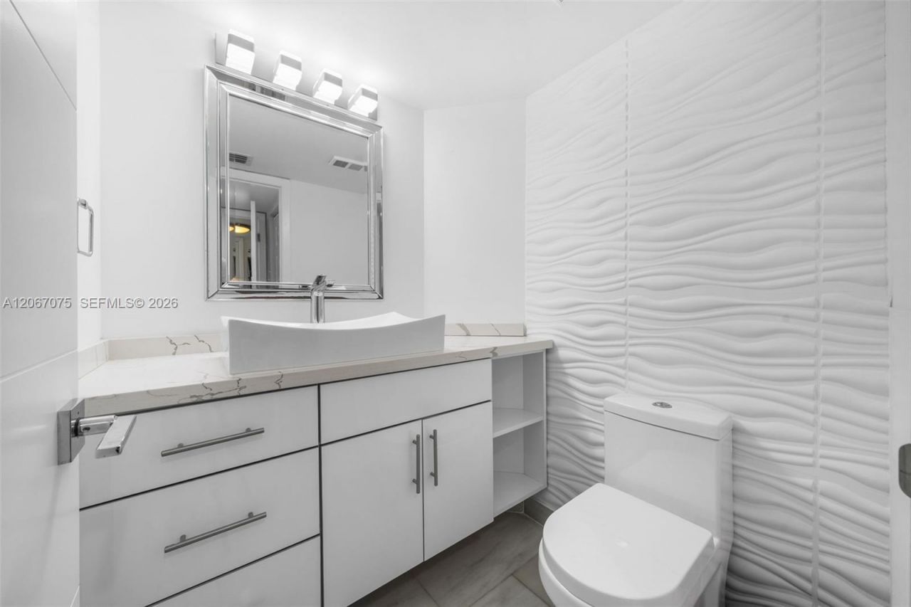 3750 NE 209 Ter , Aventura, FL 33180 Photo