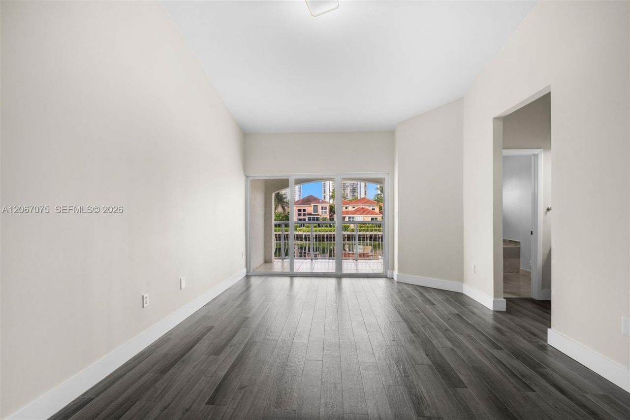 3750 NE 209 Ter , Aventura, FL 33180 Photo