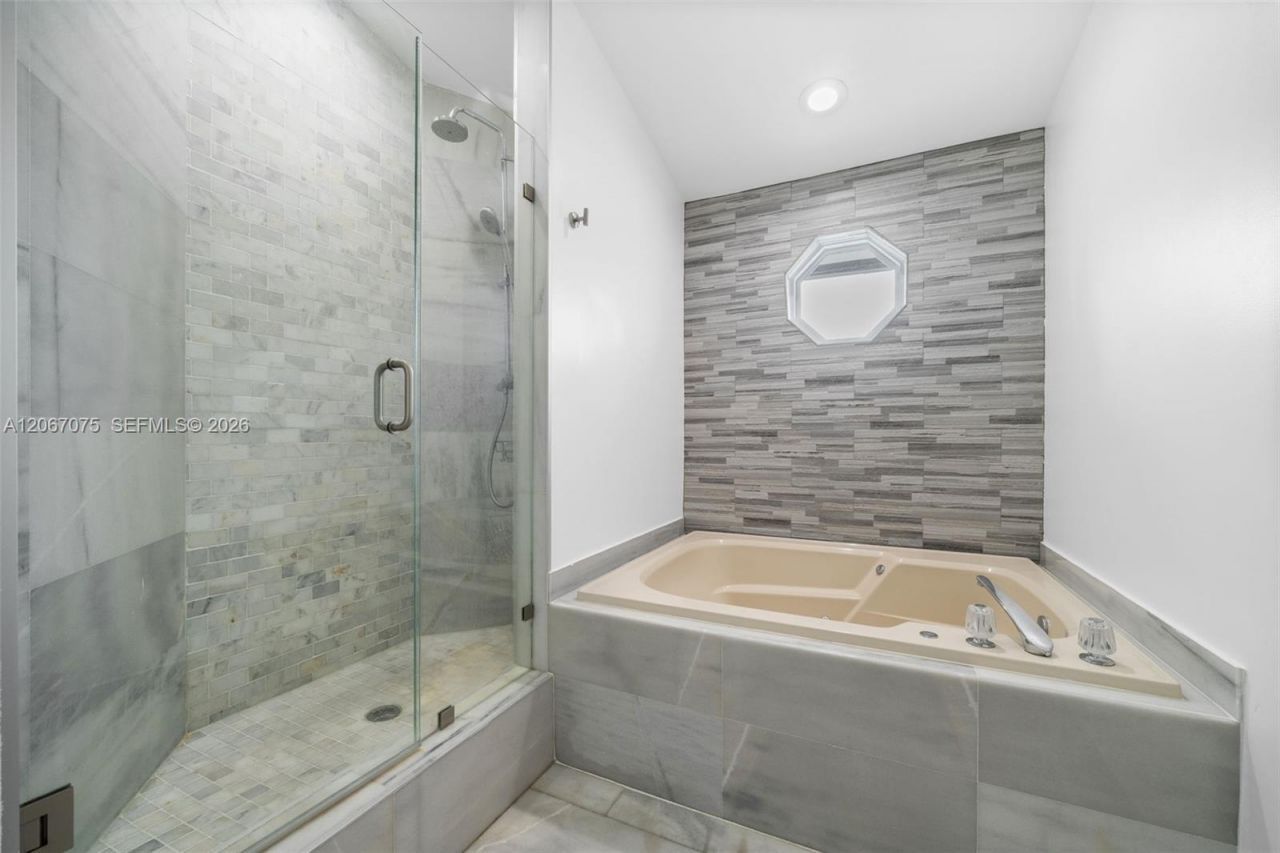 3750 NE 209 Ter , Aventura, FL 33180 Photo