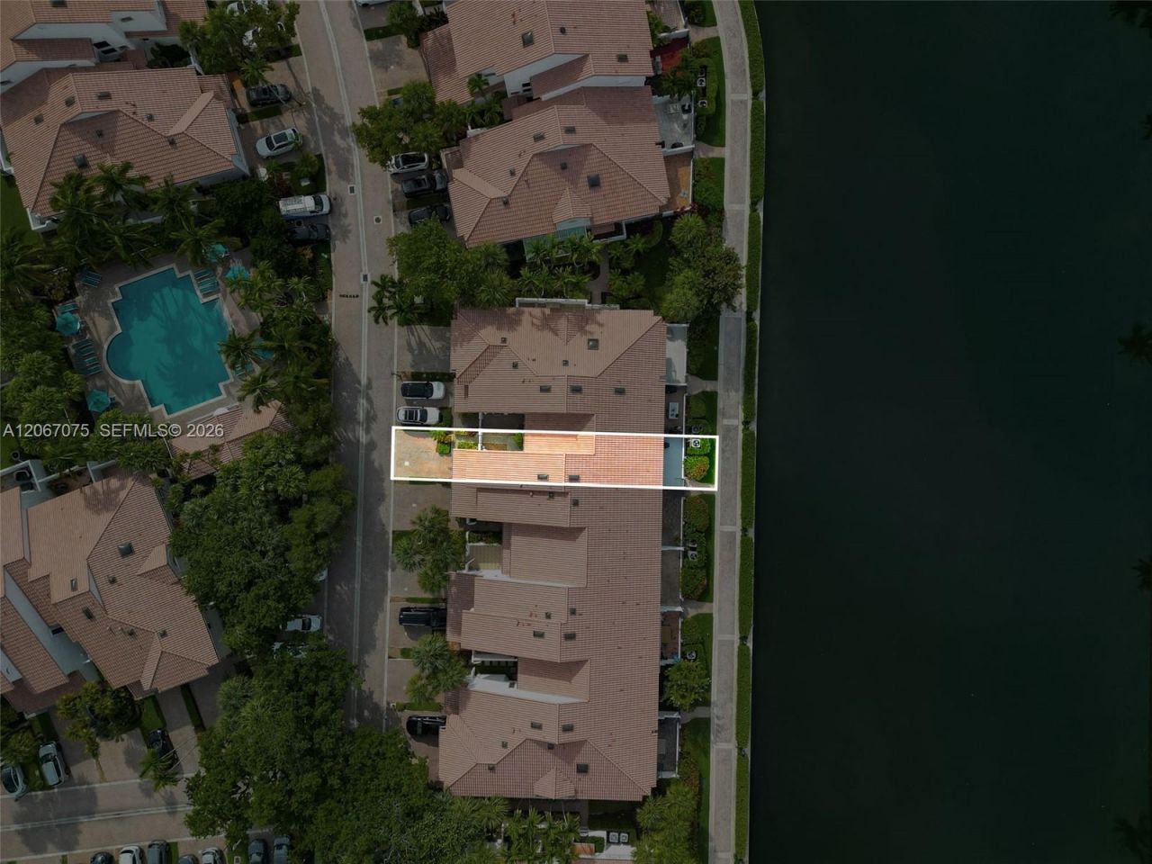 3750 NE 209 Ter , Aventura, FL 33180 Photo