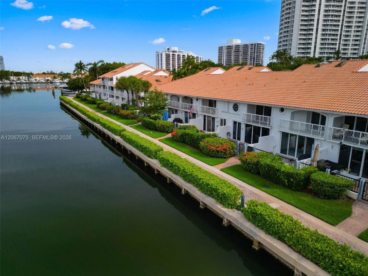 3750 NE 209 Ter , Aventura, FL 33180 Photo