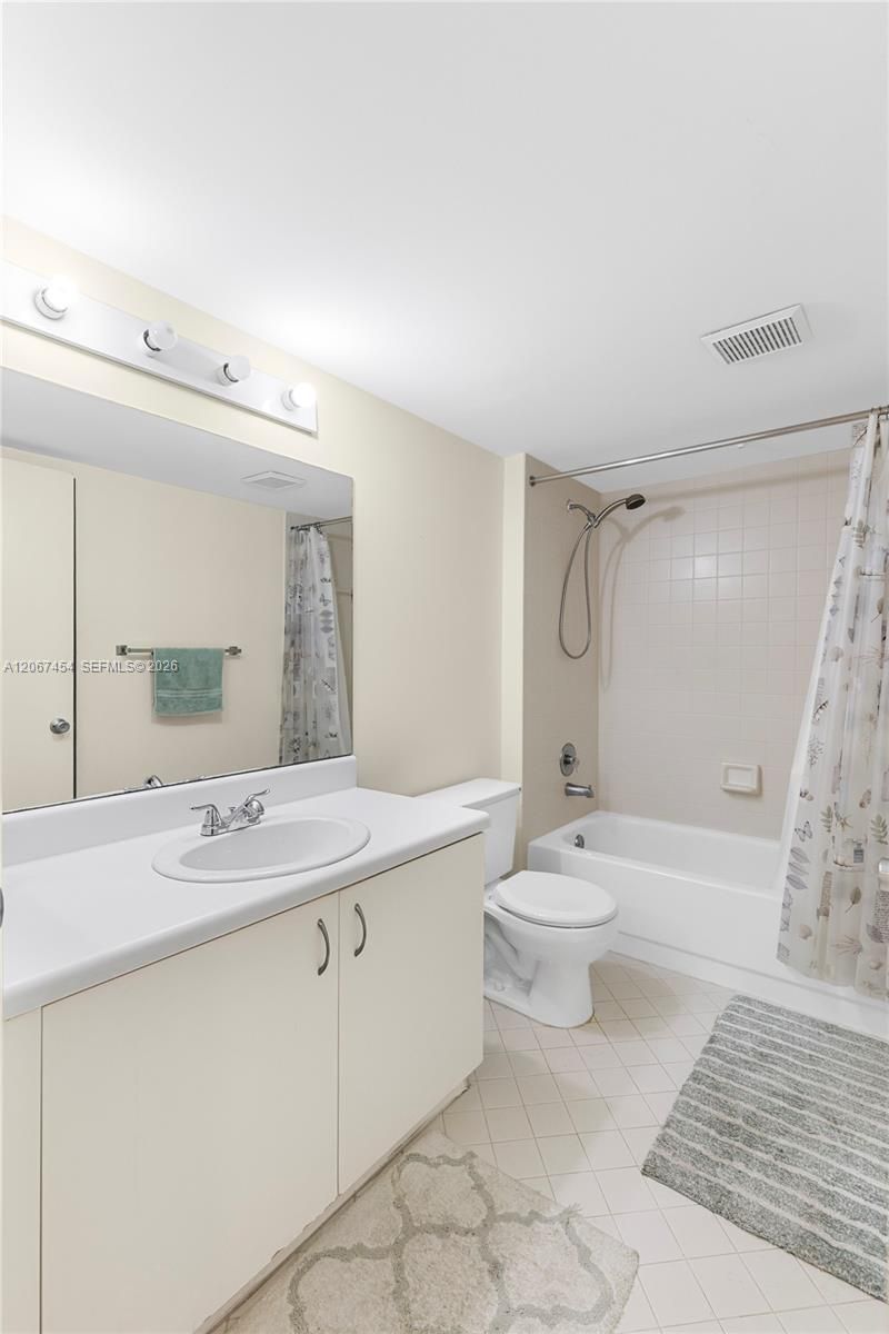 13705 SW 12th St , Unit 208B, Pembroke Pines, FL 33027 Photo