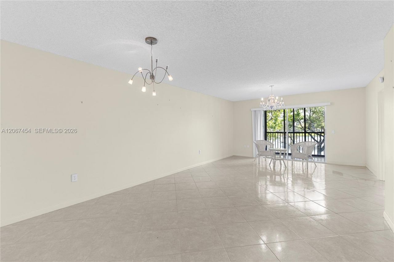 13705 SW 12th St , Unit 208B, Pembroke Pines, FL 33027 Photo
