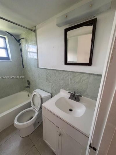 20725 NE 8th Ct, Unit 106-11, Miami, FL 33179 Photo
