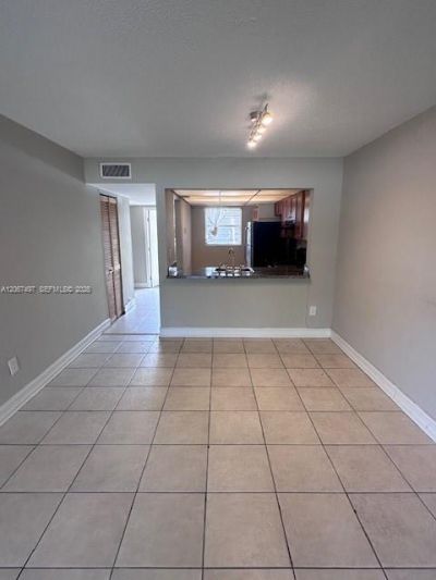 20725 NE 8th Ct, Unit 106-11, Miami, FL 33179 Photo